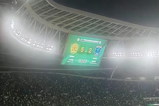 恩比德庆祝喀麦隆队非洲杯取胜：精彩的比赛！一场很棒的胜利